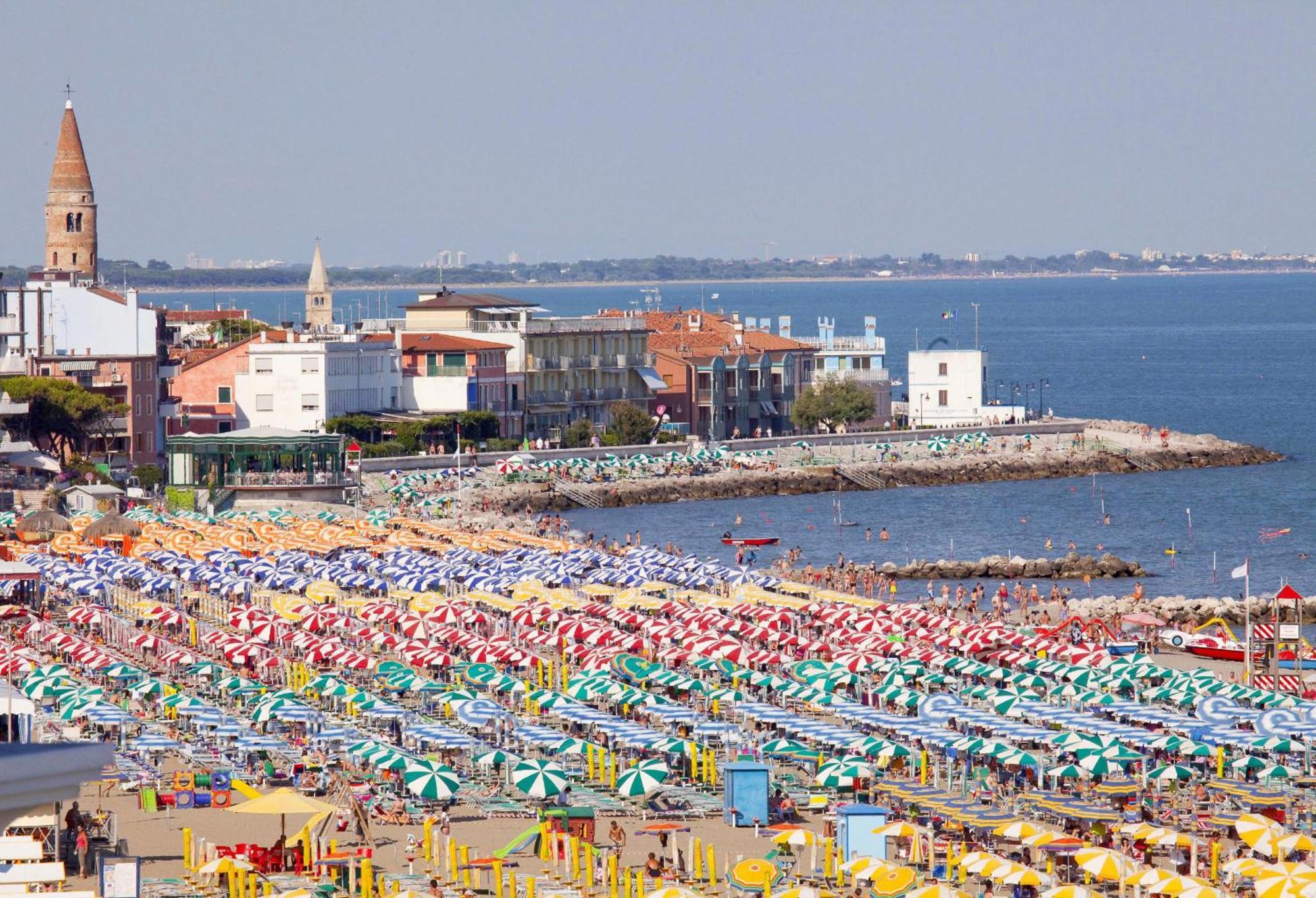 Ferrari Apartments Levante Caorle Zewnętrze zdjęcie